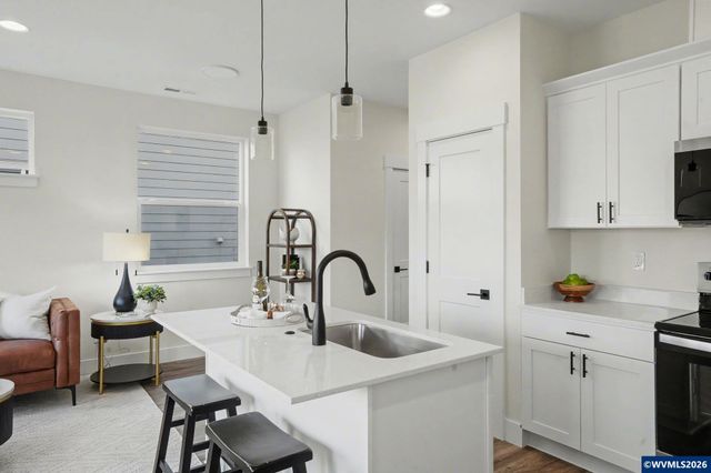 2586 Promise Wy, Lebanon, OR 97355