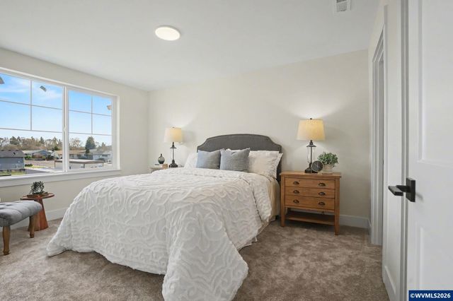 2586 Promise Wy, Lebanon, OR 97355