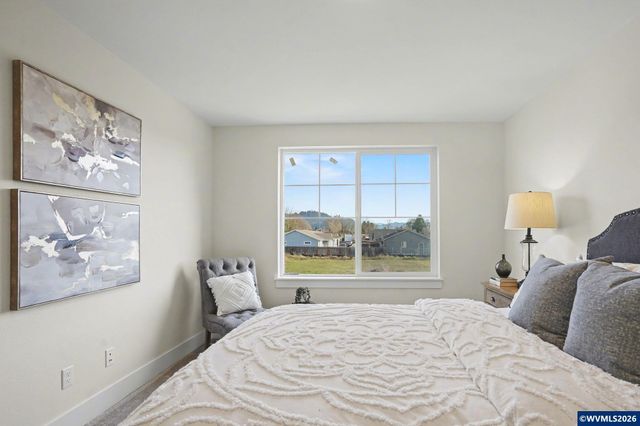 2586 Promise Wy, Lebanon, OR 97355