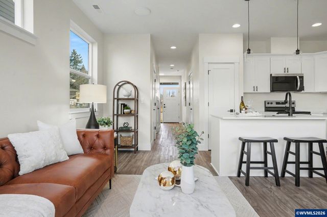 2586 Promise Wy, Lebanon, OR 97355