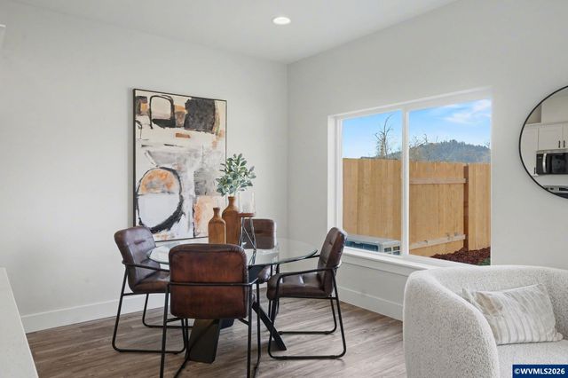 2586 Promise Wy, Lebanon, OR 97355