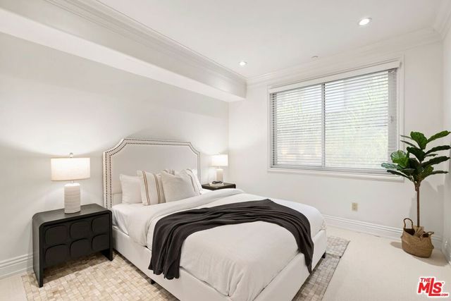 11749 Goshen Avenue 401, Los Angeles, CA 90049