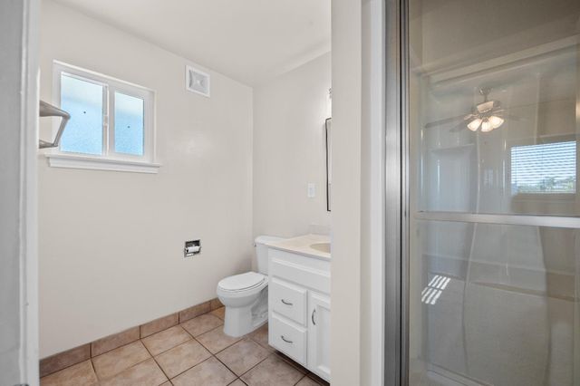 4774 E Simpson Avenue, Fresno, CA 93703