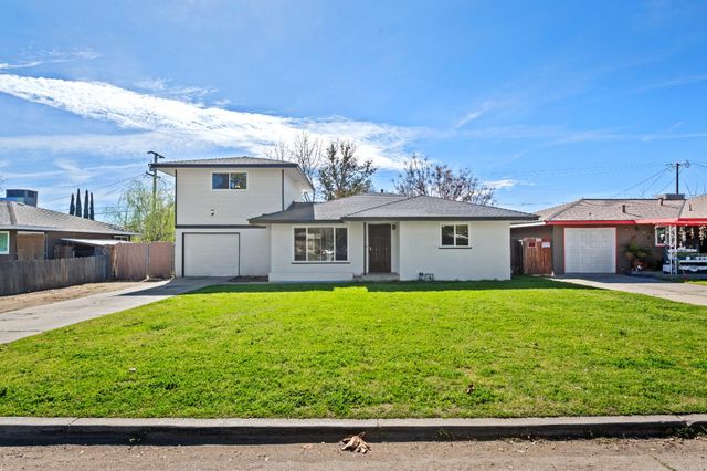 4774 E Simpson Avenue, Fresno, CA 93703