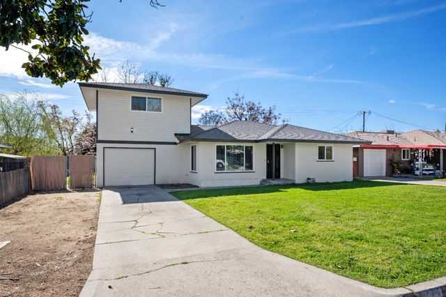 4774 E Simpson Avenue, Fresno, CA 93703