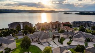 122 Villa Drive 2-4, Hollister, MO 65672