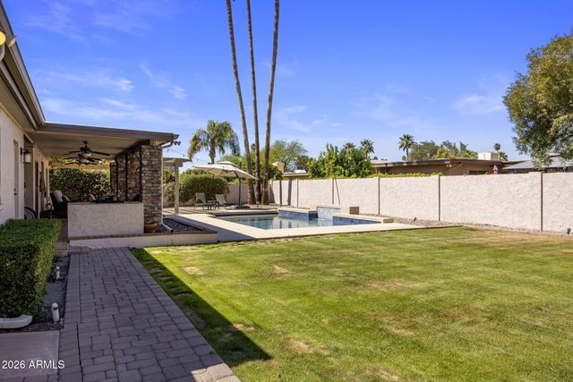 312 E BROOK HOLLOW Drive, Phoenix, AZ 85022
