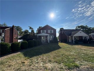 531 Burton Dr, Penn Hills, PA 15235