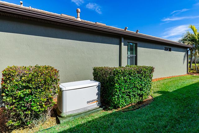 221 SE Longview Drive, Port St. Lucie, Port St Lucie, FL 34984