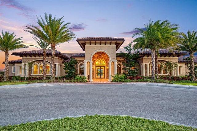 221 SE Longview Drive, Port St. Lucie, Port St Lucie, FL 34984