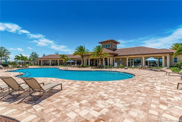 221 SE Longview Drive, Port St. Lucie, Port St Lucie, FL 34984