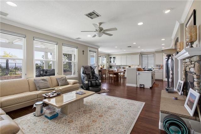 4459 Putting Green, Corona, CA 92883