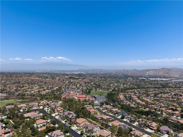 4459 Putting Green, Corona, CA 92883
