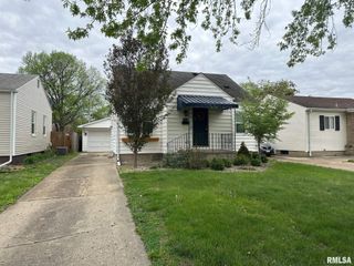 2513 S Pasfield Street, Springfield, IL 62704