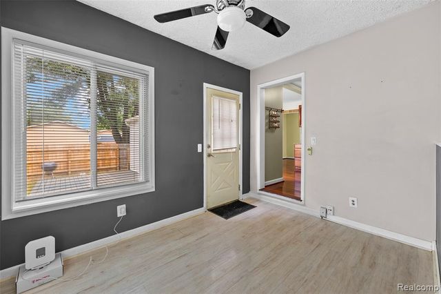 129 E Beechdale Street, Commerce Twp, MI 48382