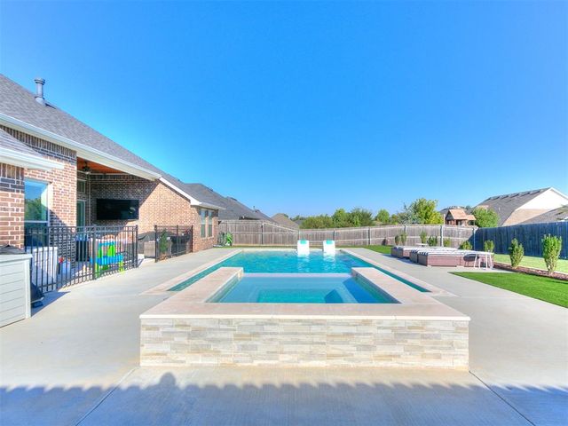 303 Bulverde Drive, Norman, OK 73069