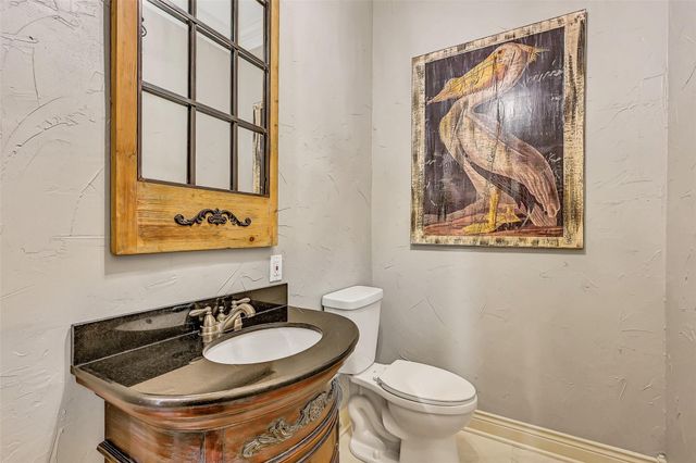 110 Century Drive, Friendswood, TX 77546