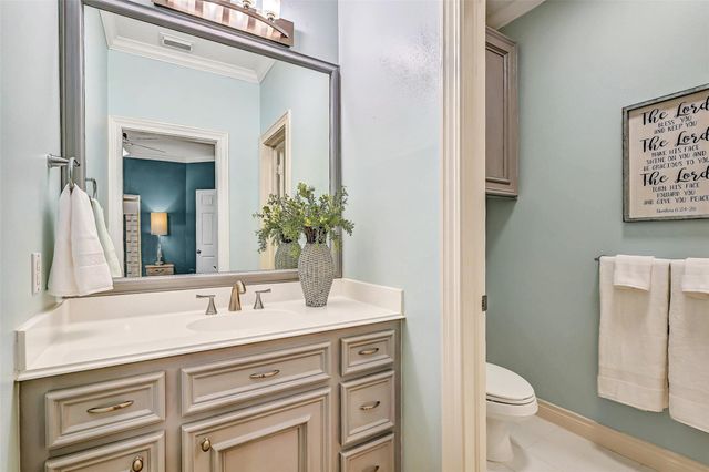 110 Century Drive, Friendswood, TX 77546