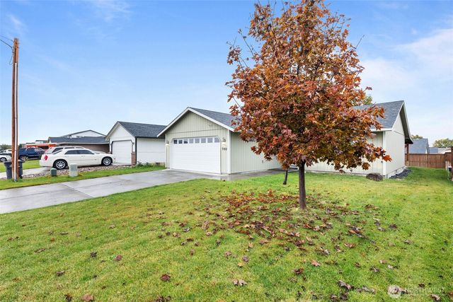 980 S Capstone Avenue, Othello, WA 99344