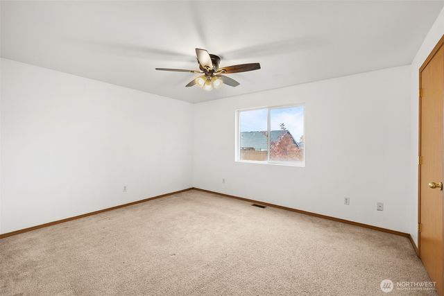 980 S Capstone Avenue, Othello, WA 99344