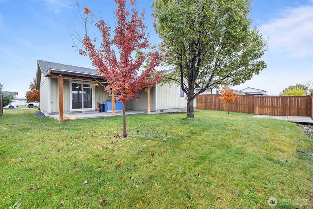 980 S Capstone Avenue, Othello, WA 99344