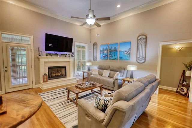 10 Nicklaus Circle, Social Circle, GA 30025