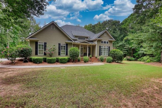 10 Nicklaus Circle, Social Circle, GA 30025