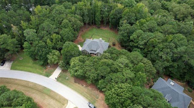 10 Nicklaus Circle, Social Circle, GA 30025