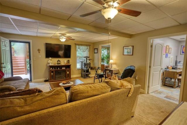 10 Nicklaus Circle, Social Circle, GA 30025