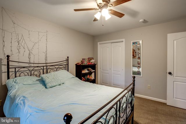 12 HARVEST LN, Medford, NJ 08055