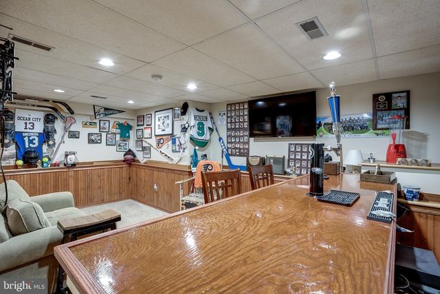 12 HARVEST LN, Medford, NJ 08055