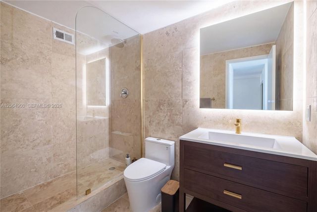 801 Brickell Bay Drive 1961, Miami, FL 33131