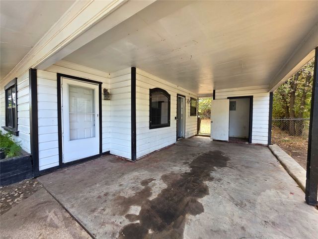 4424 Littlejohn Avenue, Fort Worth, TX 76105