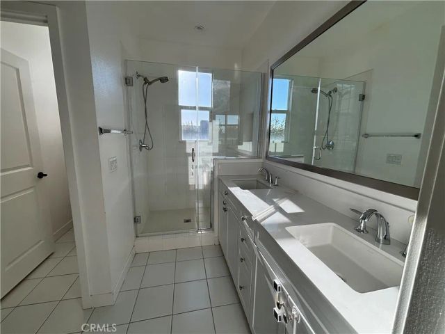 1422 N Harbor, Santa Ana, CA 92703