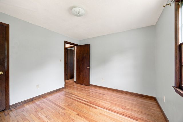 460 Shaker Rd, Westfield, MA 01085
