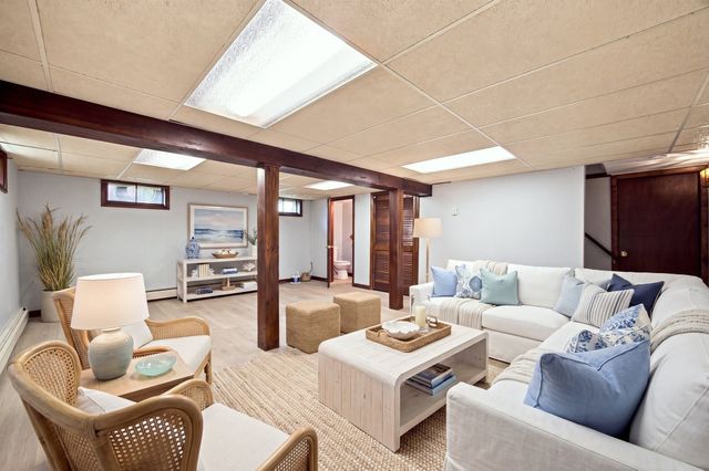 460 Shaker Rd, Westfield, MA 01085