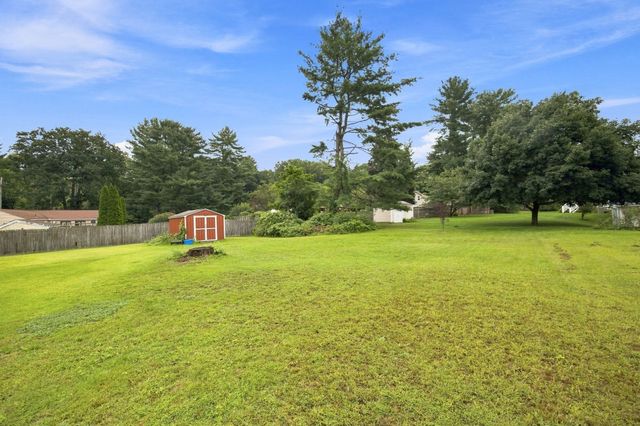 460 Shaker Rd, Westfield, MA 01085