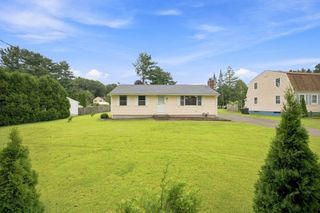 460 Shaker Rd, Westfield, MA 01085