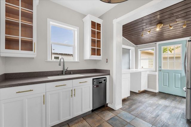 1518 PINEWOOD DRIVE, Winter Park, FL 32789