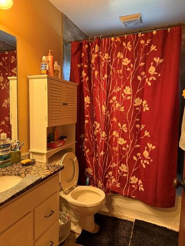 1410 NE 14th Terrace, Cape Coral, FL 33909