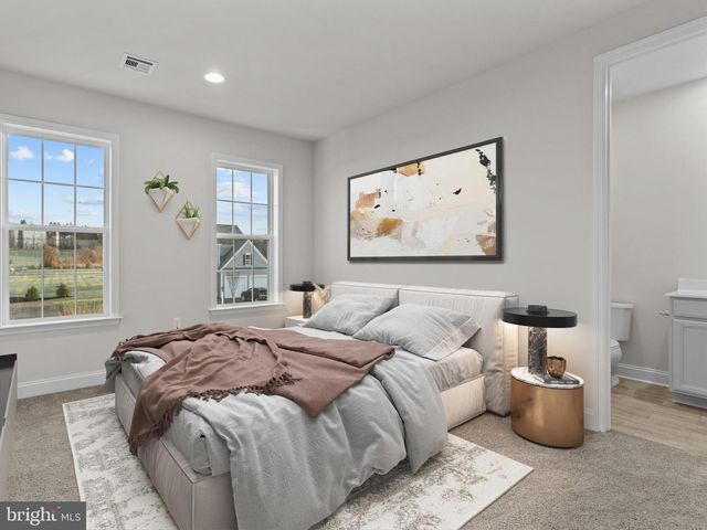 13 GRANARY RD, Carlisle, PA 17015