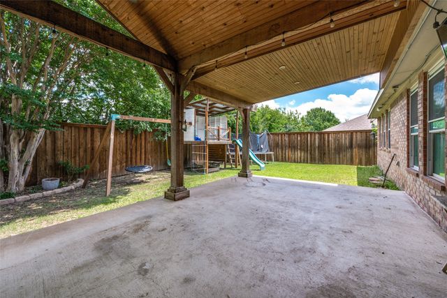 411 Rock Meadow Trail, Mansfield, TX 76063
