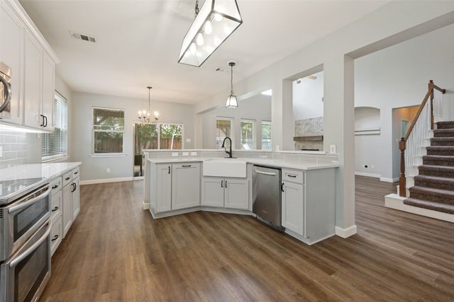 411 Rock Meadow Trail, Mansfield, TX 76063