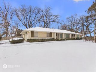 731 Mellody Road, Lake Forest, IL 60045