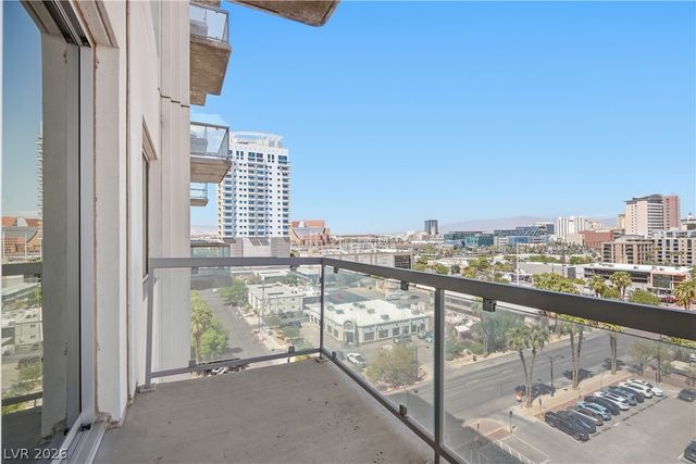 900 South Las Vegas Boulevard 702, Las Vegas, NV 89101