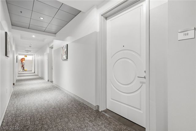 900 South Las Vegas Boulevard 702, Las Vegas, NV 89101