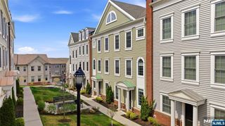247 Bradley Drive, Wood Ridge, NJ 07075