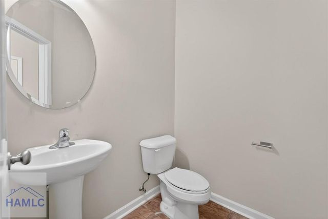 668 Red Oak Lane, Hinesville, GA 31313