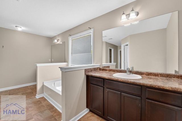 668 Red Oak Lane, Hinesville, GA 31313