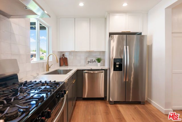 6633 Belmar Avenue, Reseda (los Angeles), CA 91335